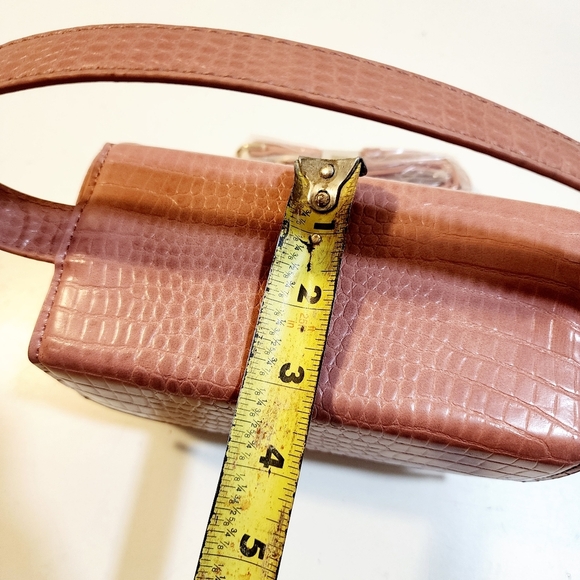 Like Dreams Pink Croc-Embossed Small Boxy  Handbag - Picture 10 of 15